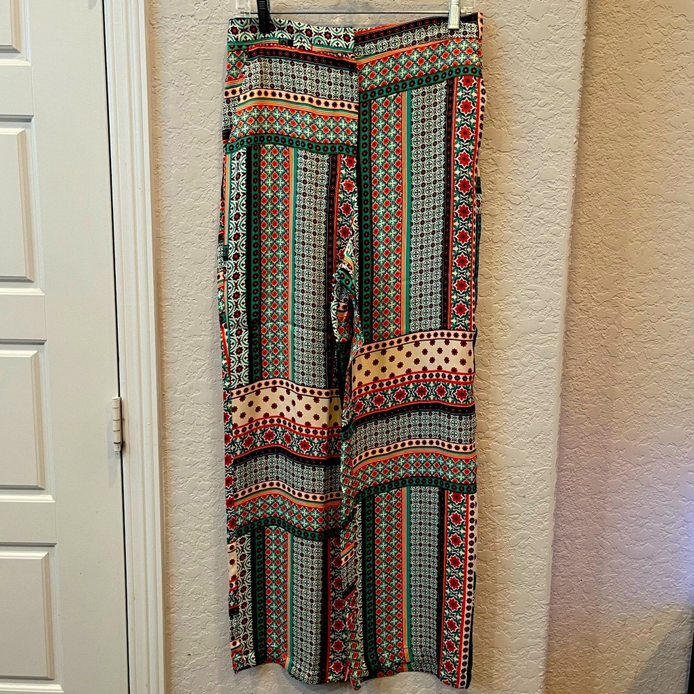 Zara Woman’s High Waisted Wide Leg Pants / Trousers Size:Medium. Preloved